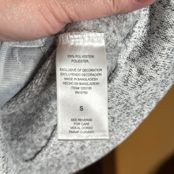 NWOT Champion Elite BYU 1/4 Button Pullover Sweater Men's Gray Size Small - Picture 6 of 7